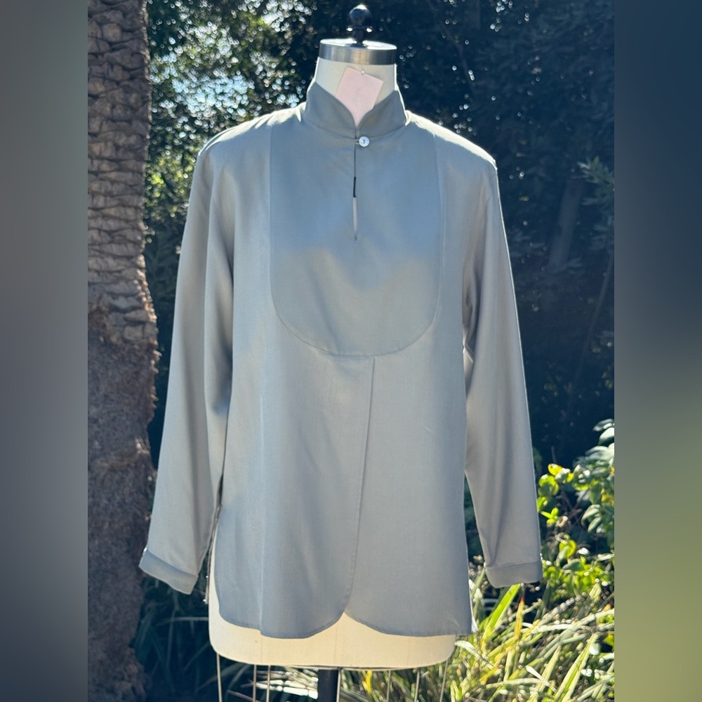 Diane Gilman Collection vintage blouse with tuxedo styling - size S